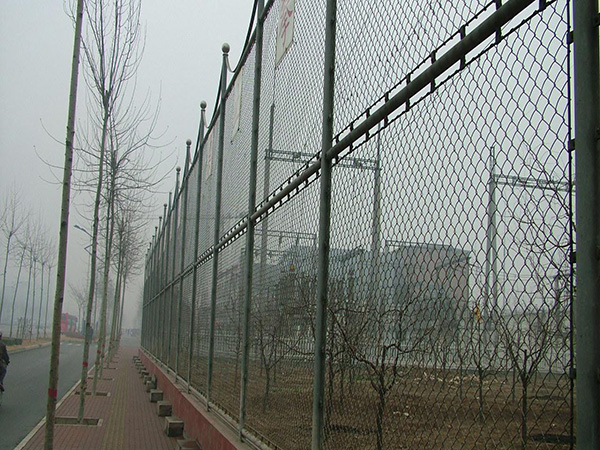 菱形鐵絲網(wǎng)-案例.jpg